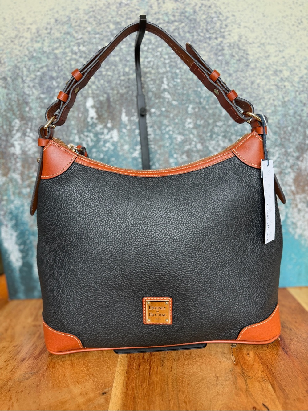 Dooney & Bourke Classic Pebble Grain Hobo Bag NWT Black / British Tan Leather